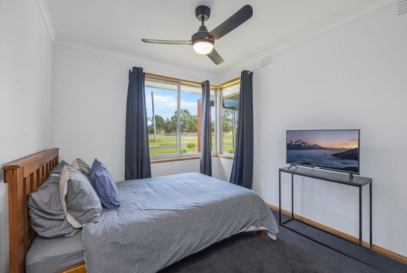 120 Duffy Street, Epping