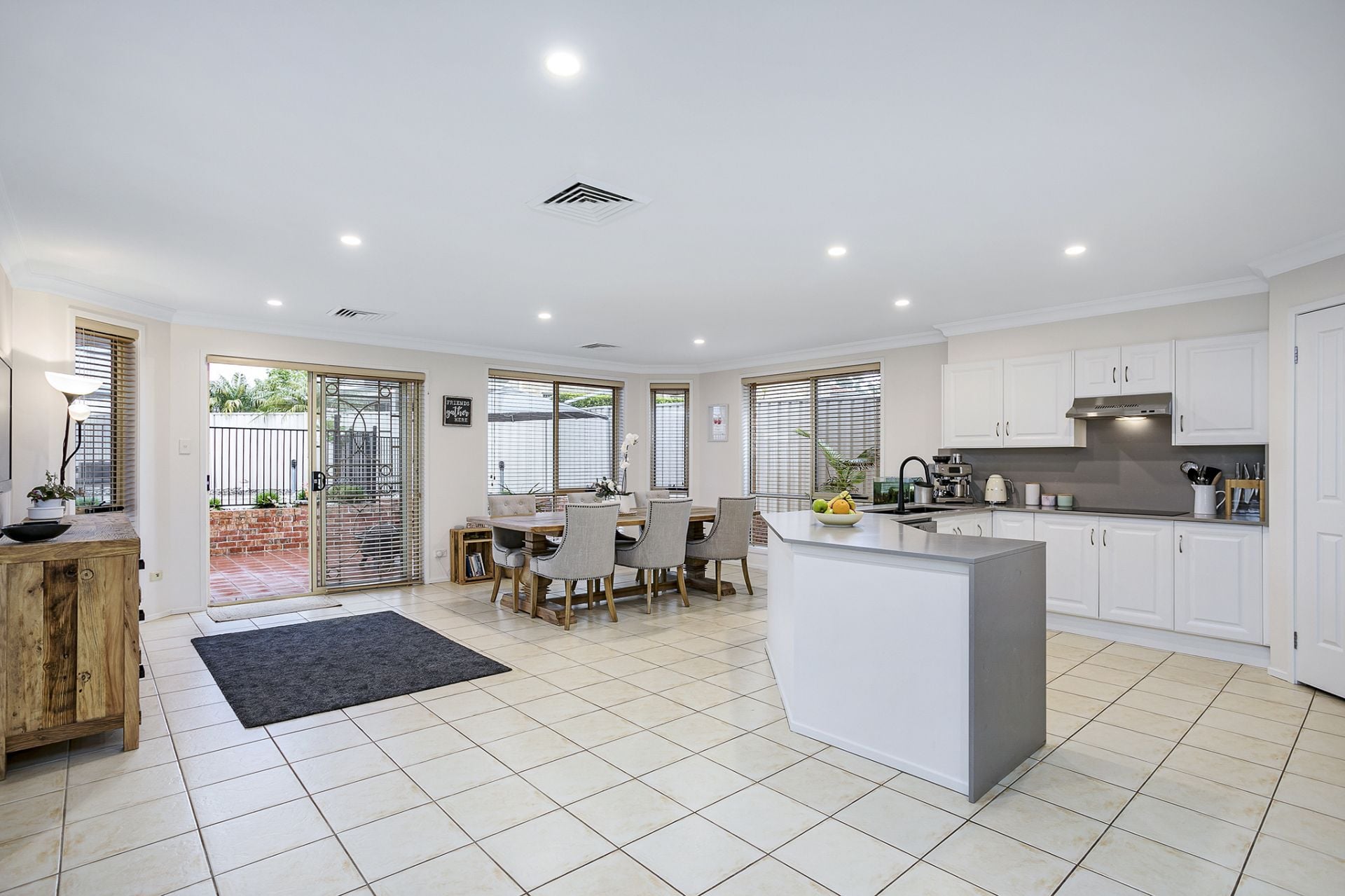 65 Warrangarree Drive Woronora Heights NSW, Woronora Heights - Thumbnail 6