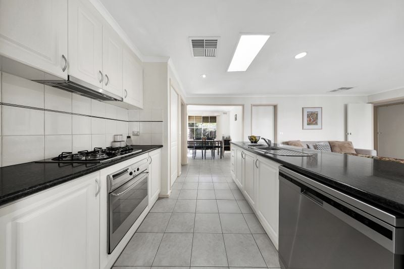 24 Pentland Drive, Epping