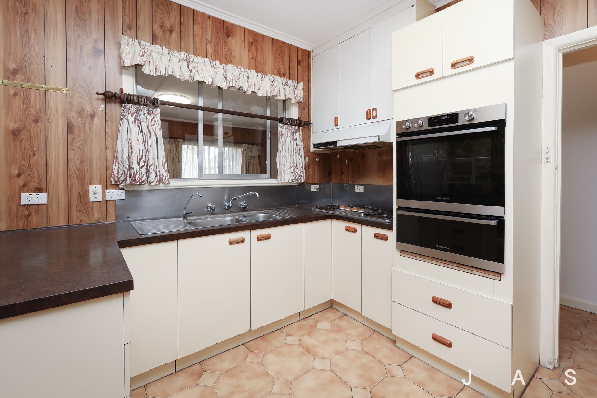 11 Emu Road Maidstone VIC, Maidstone - Thumbnail 7