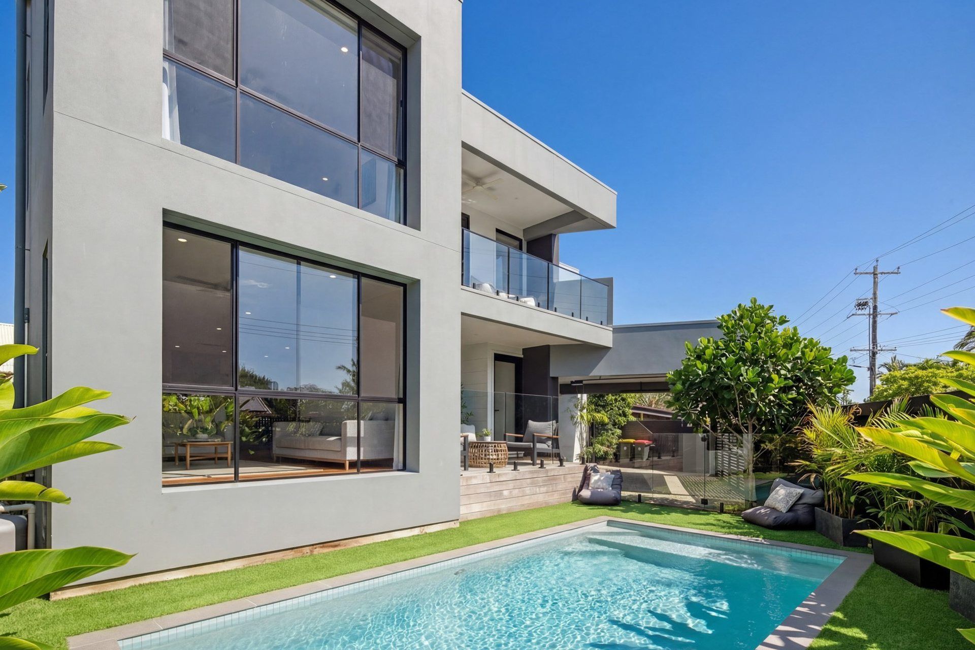 Offers over $2,650,000, 000 - Thumbnail 6