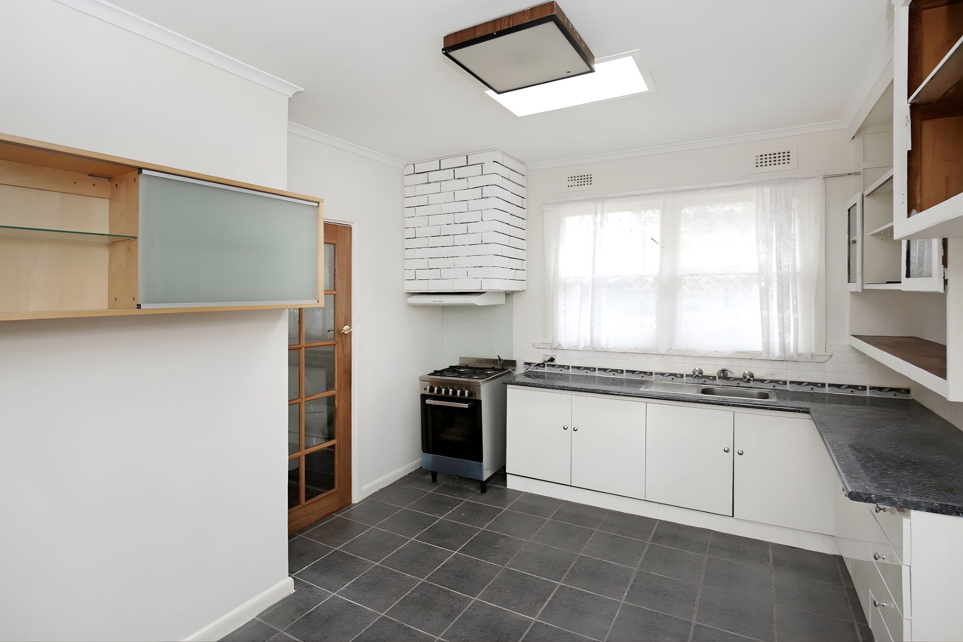 SOLD OFF-MARKET

Affordable Entry Into A Highly Sought-After Locale