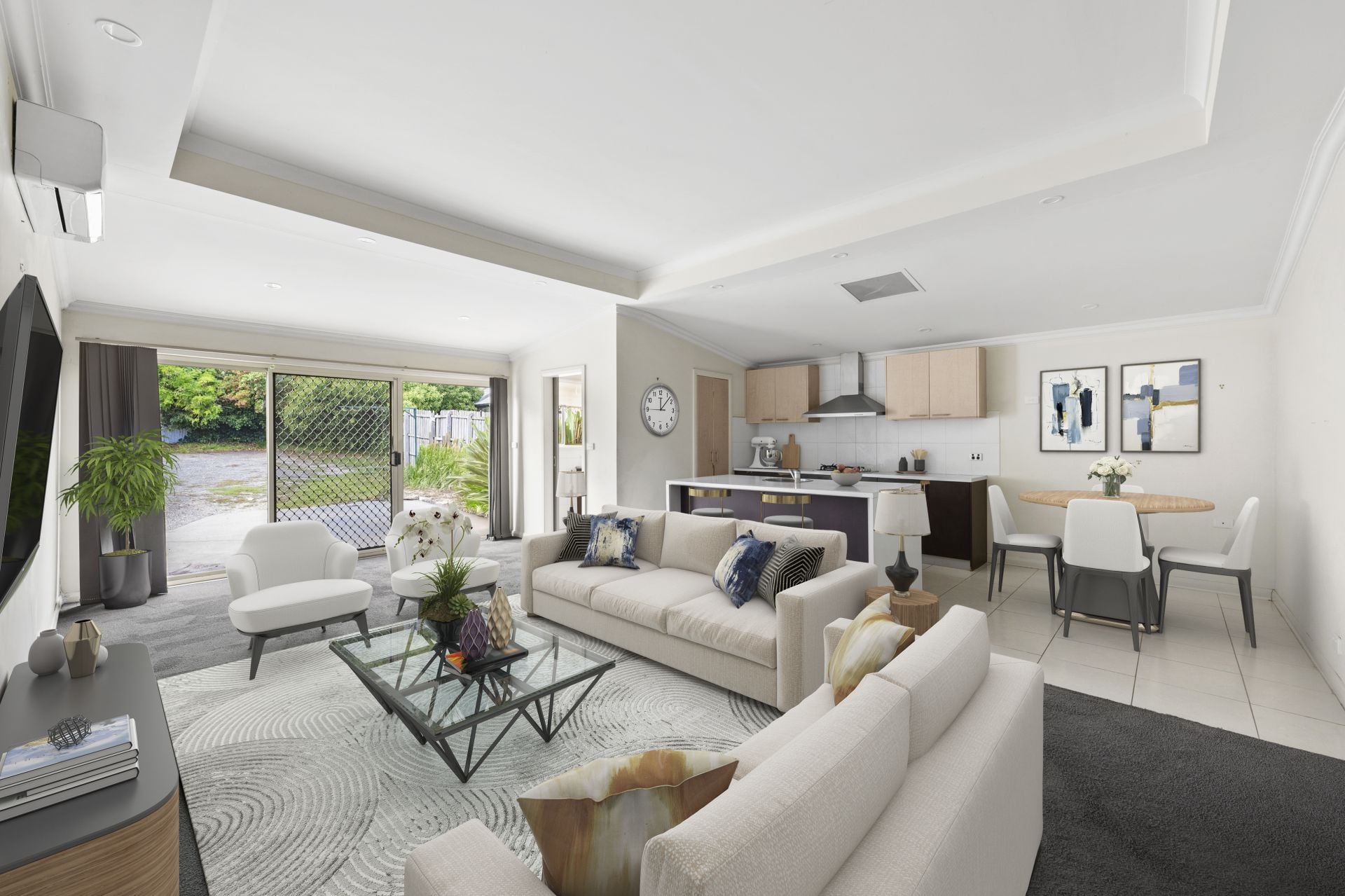 208 Doveton Crescent, Soldiers Hill, Soldiers Hill - Thumbnail 4