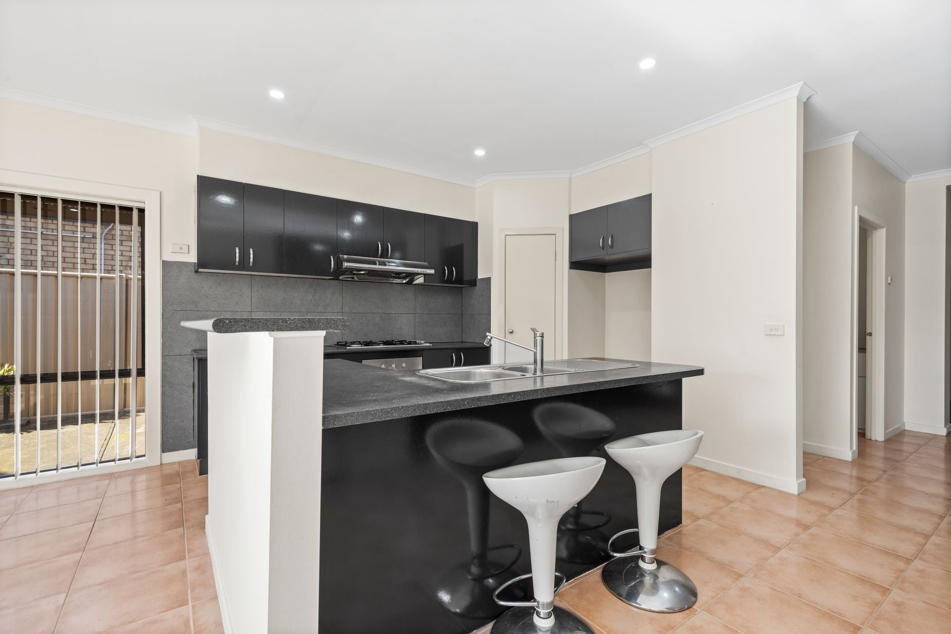 15 Kings Domain, Caroline Springs - Thumbnail 5
