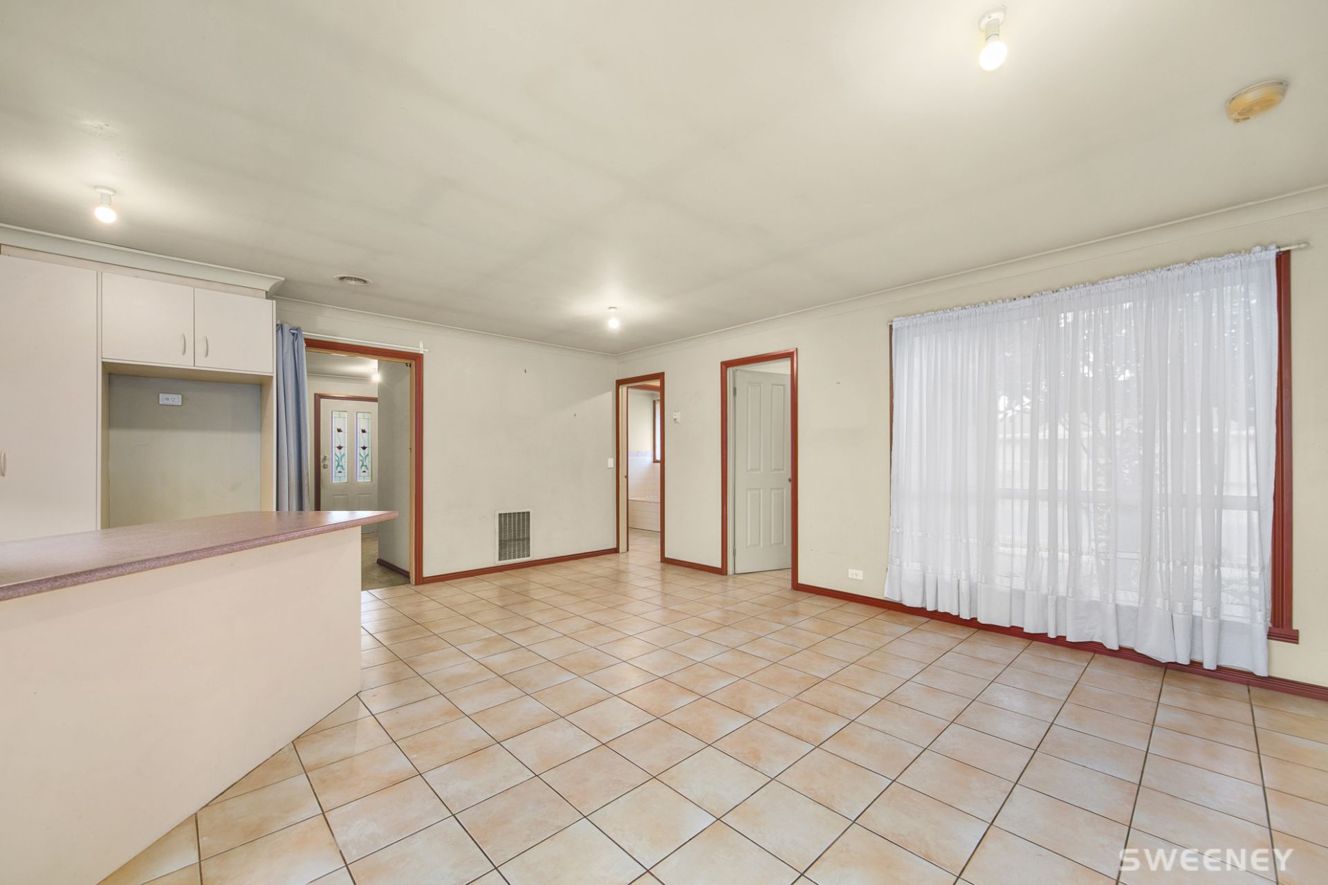 1 Roser Drive, Altona Meadows - Thumbnail 6