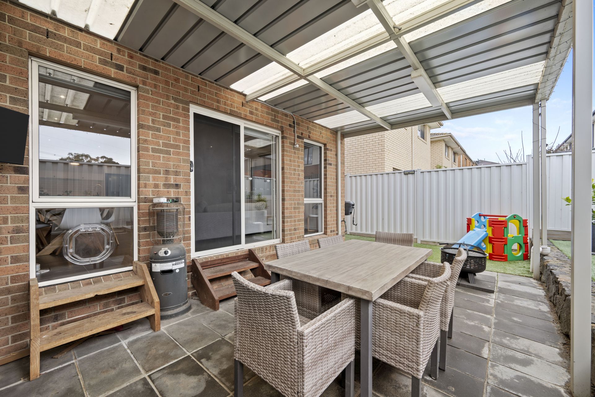 SOLD OFF-MARKET
Modern Terrace Living In A Prime Location