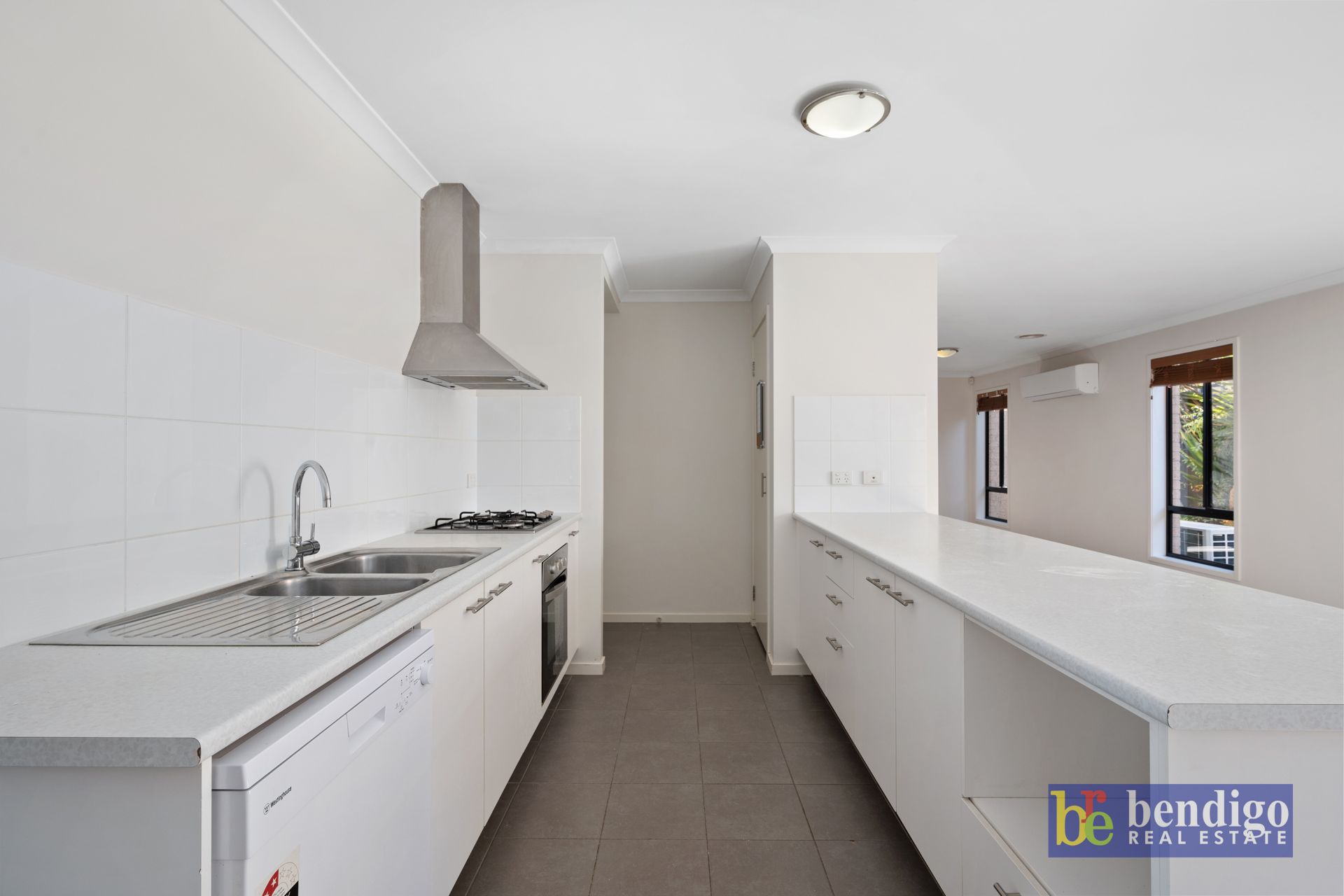 806 Oakwood Avenue Jackass Flat VIC, Flat - Thumbnail 4