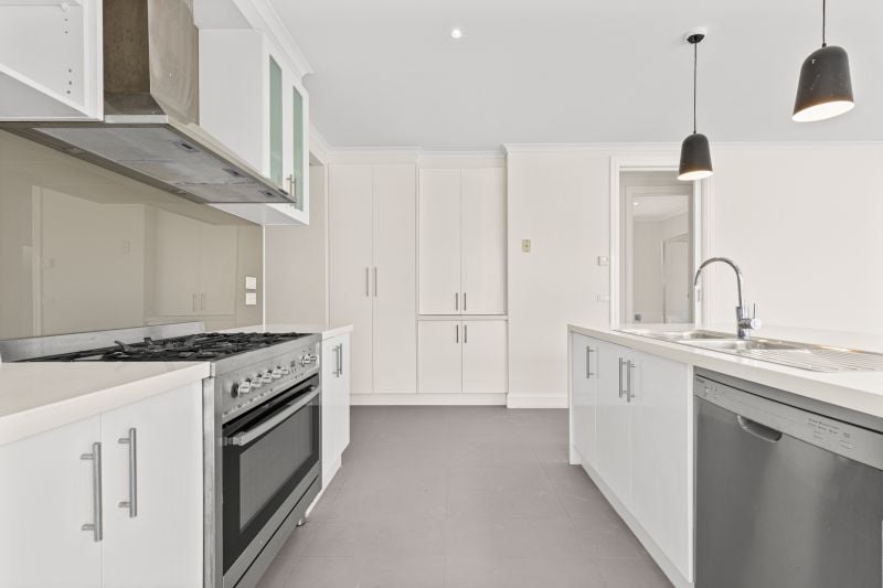 28 Vasari Gardens, Mernda