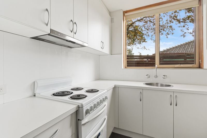 3/57A Fyffe Street, Thornbury