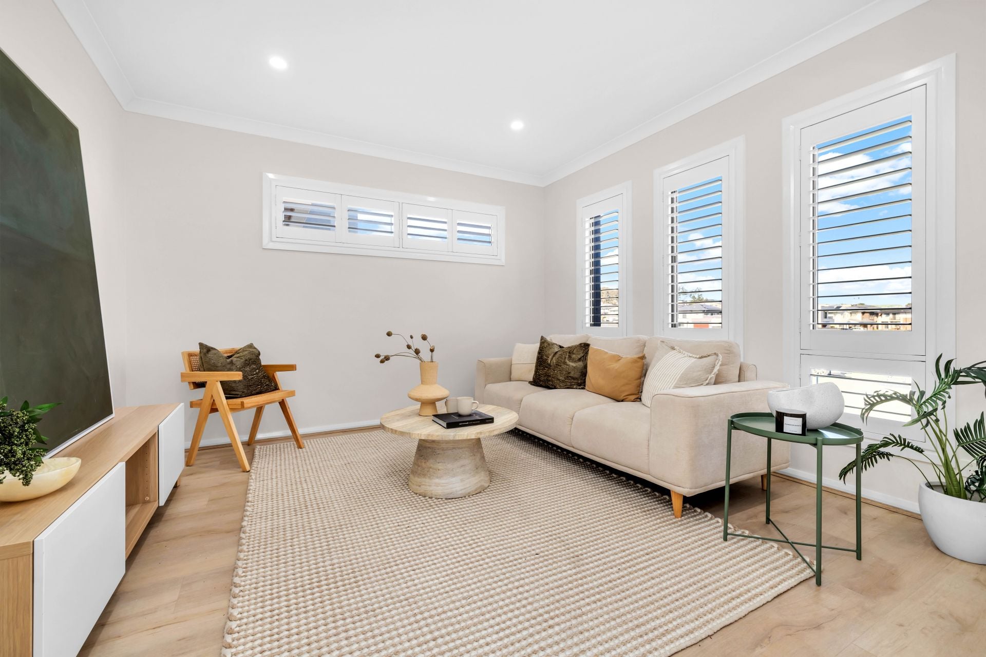 13 Hedgewood Drive, Box Hill - Thumbnail 2