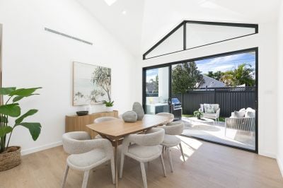 DESIGNER LIVING – BRAND NEW SINGLE LEVEL HOME