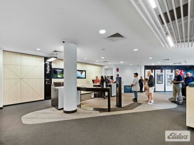 HIGH EXPOSURE GROUND FLOOR RETAIL/OFFICE!