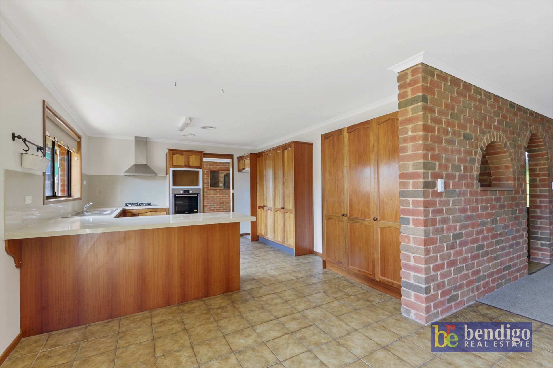 34 Strickland Street Ascot VIC, Ascot - Thumbnail 2