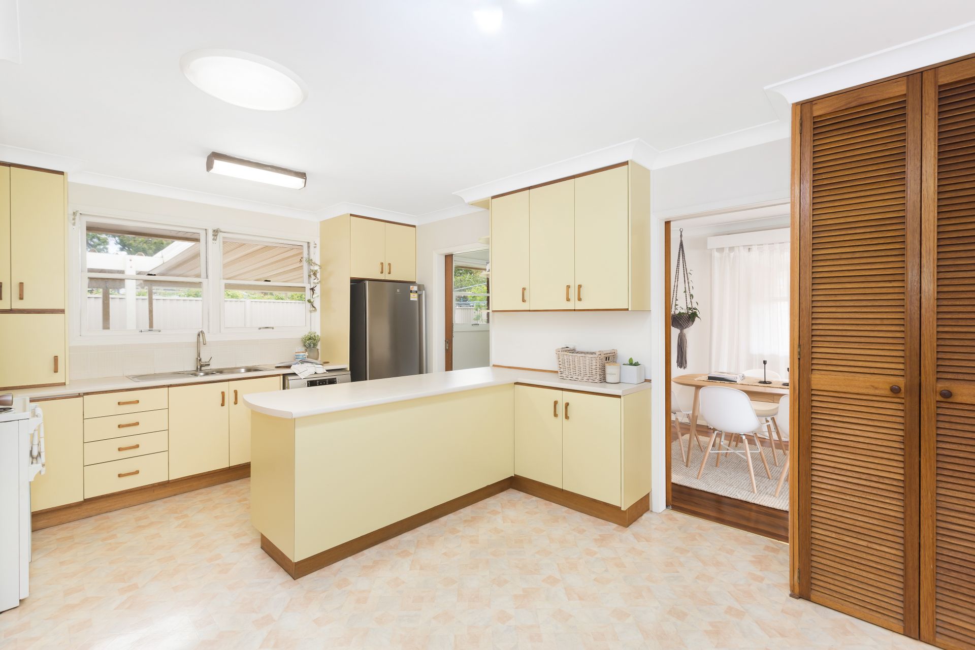 10 Sindone Place, CARINGBAH, Caringbah - Thumbnail 4