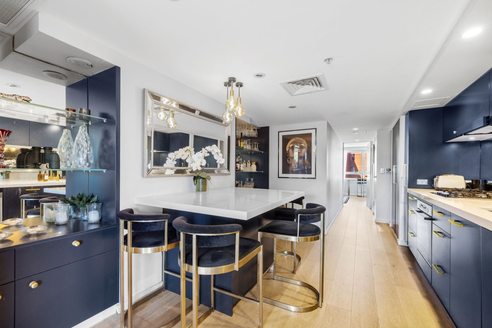 516/2A Elizabeth Bay Road, Potts Point NSW 2011