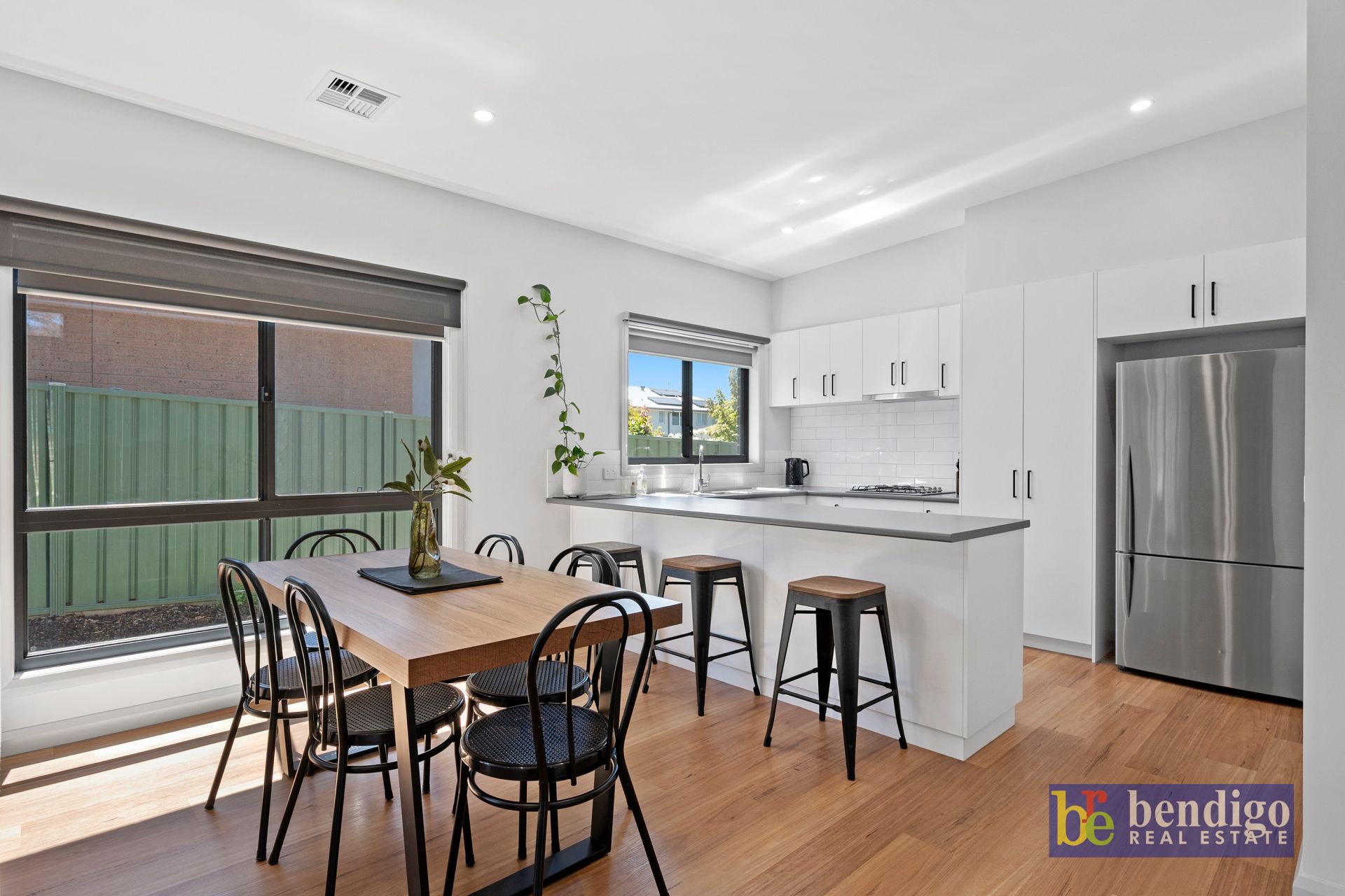 27 Robert Street Kangaroo Flat VIC, Flat - Thumbnail 6