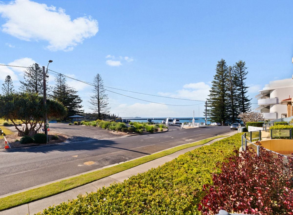 2/4 Queen Street, Yamba, Yamba - Thumbnail 2