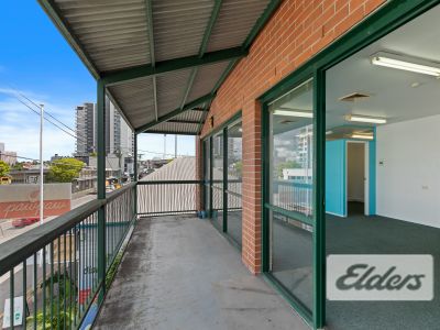 REFURBISHED OFFICE TENANCY ON STANLEY ST!