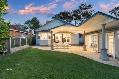 SINGLE LEVEL LUXURY ON A PRIZED NORTH FACING ESTATE
