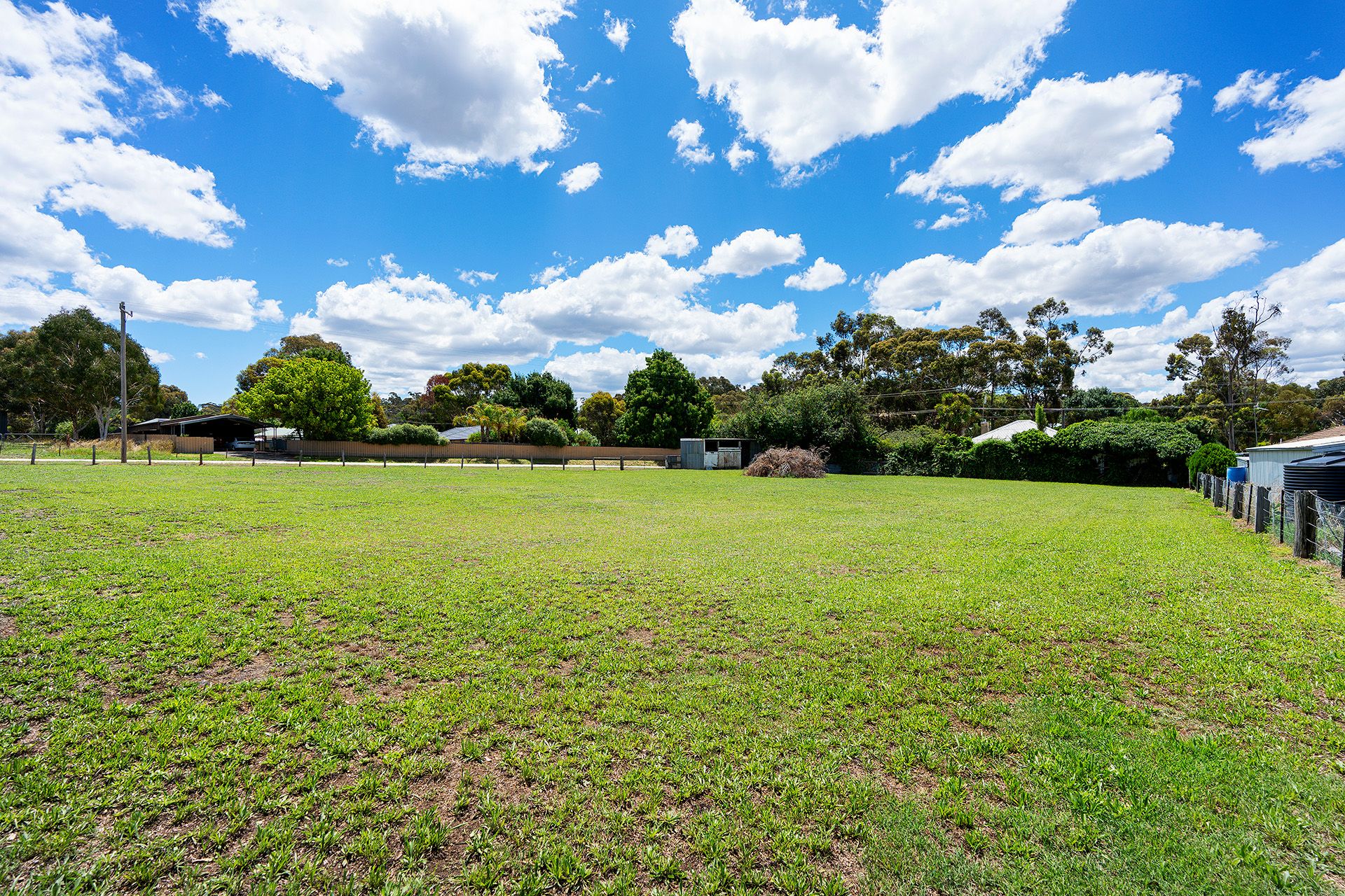11 Dann Street, Campbells Creek - Thumbnail 8