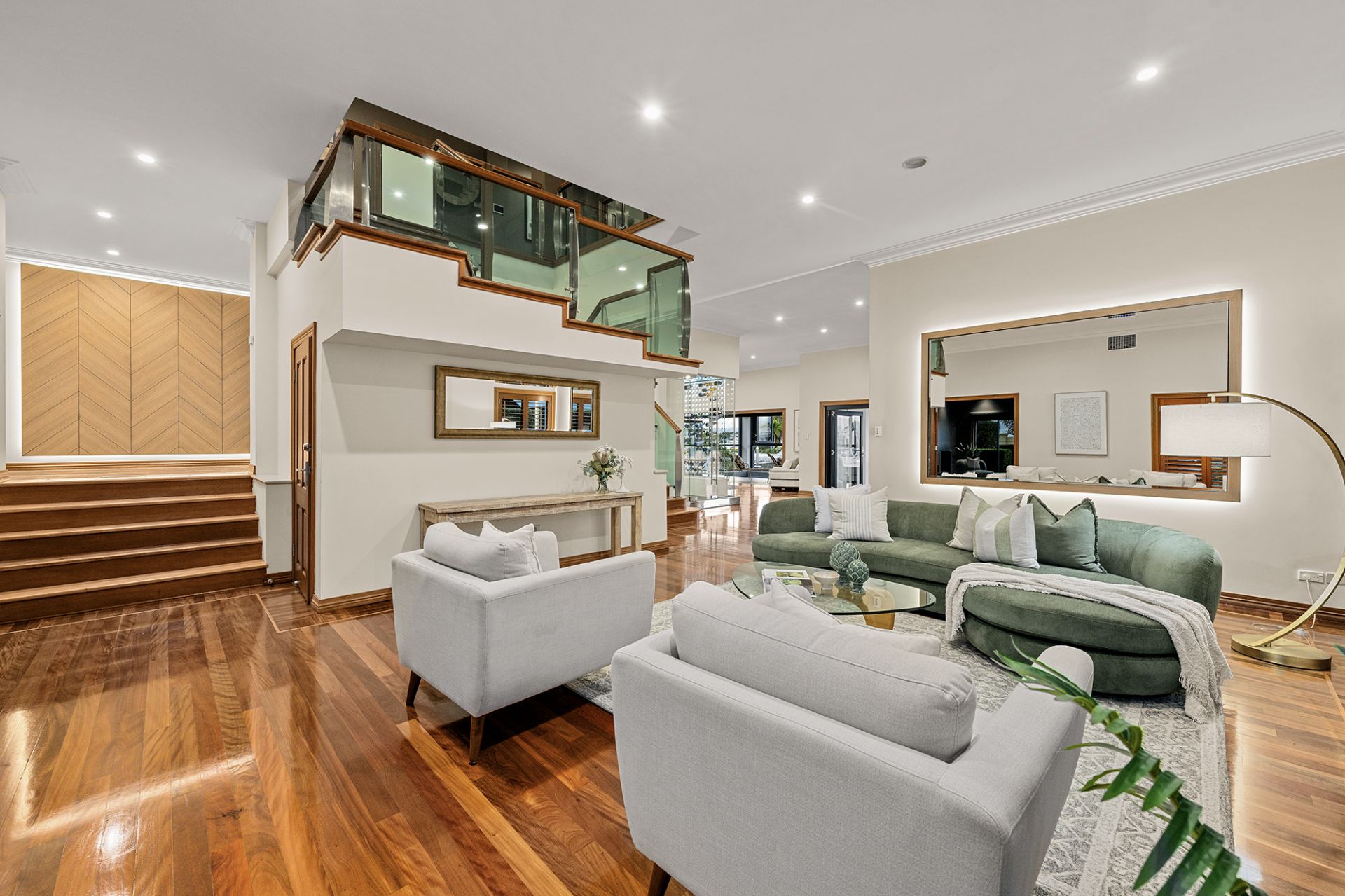23 King Charles Drive, Sovereign Islands QLD 4216, Sovereign Islands - Thumbnail 3