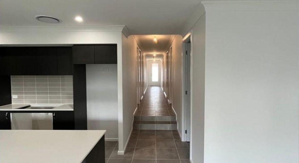 Austral 17 Equinox Street