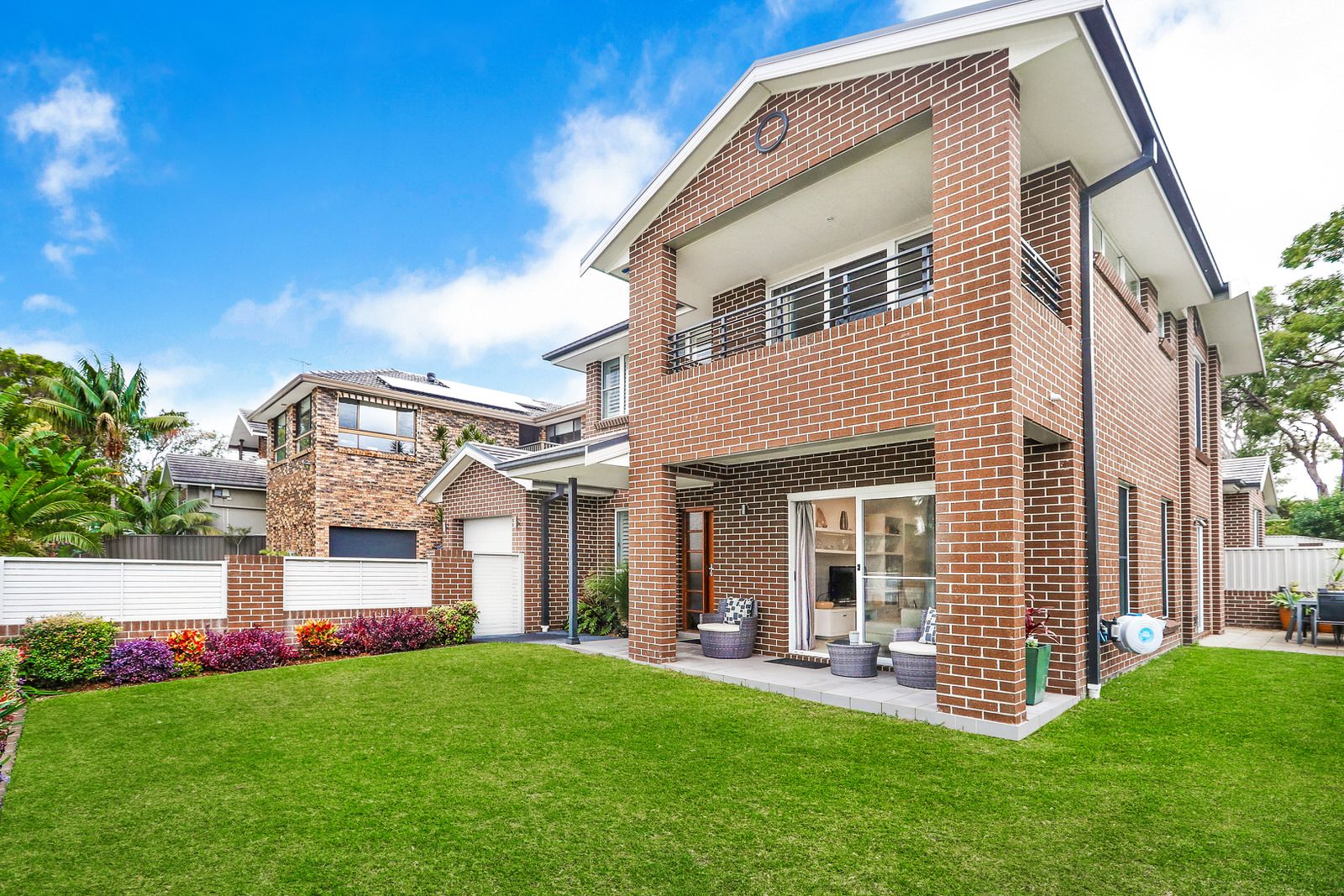 24 Caringbah Road WOOLOOWARE 2230