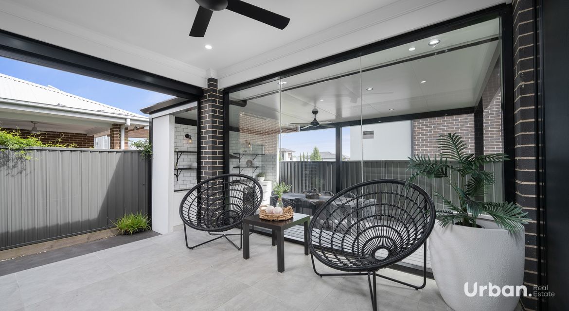 Denham Court 74 Maidenhair Avenue