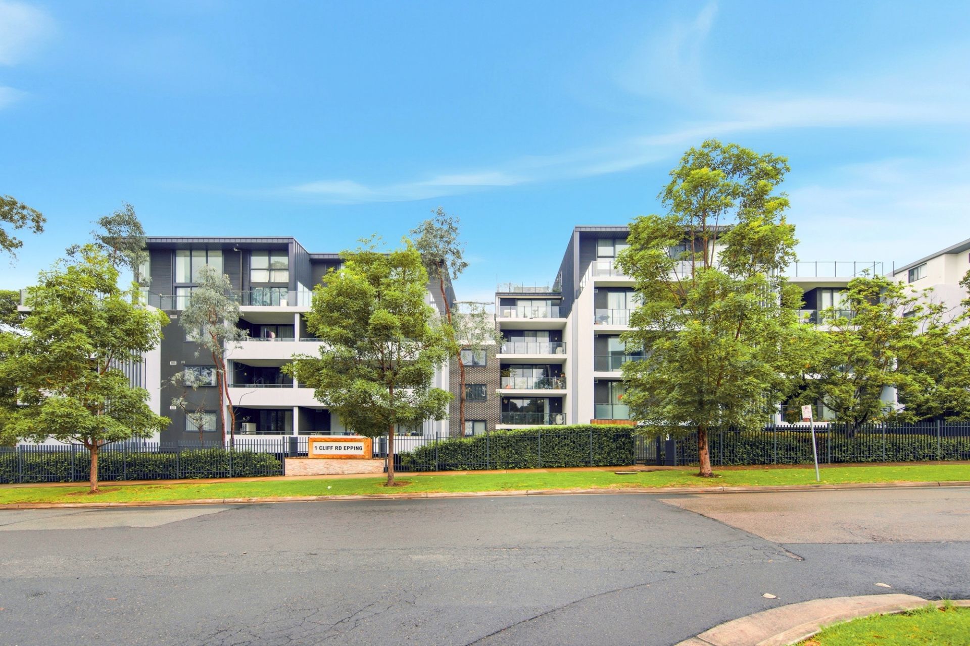 414/1 Cliff Road, Epping, Epping - Thumbnail 3