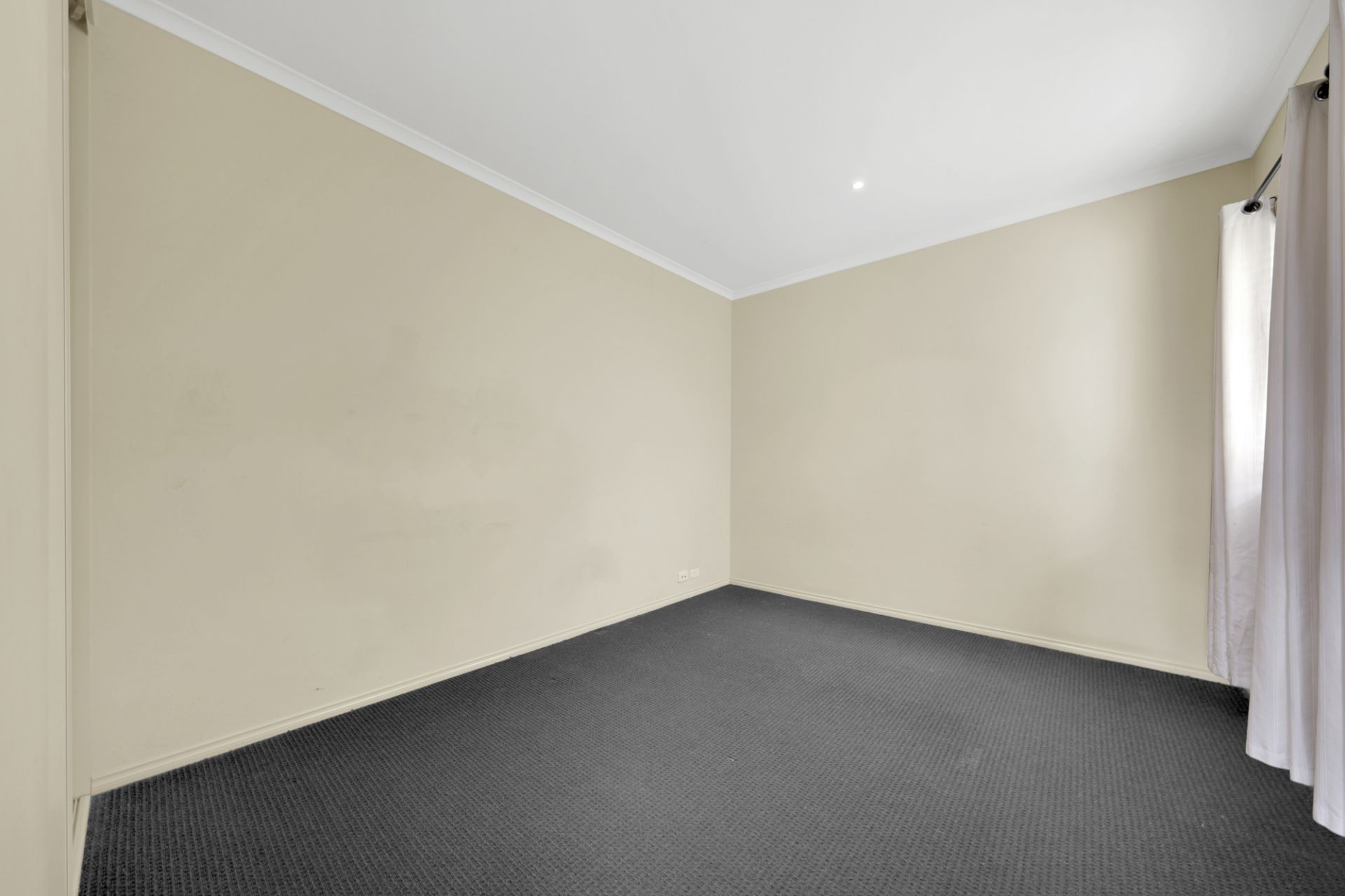 Stylish Home, Great Location