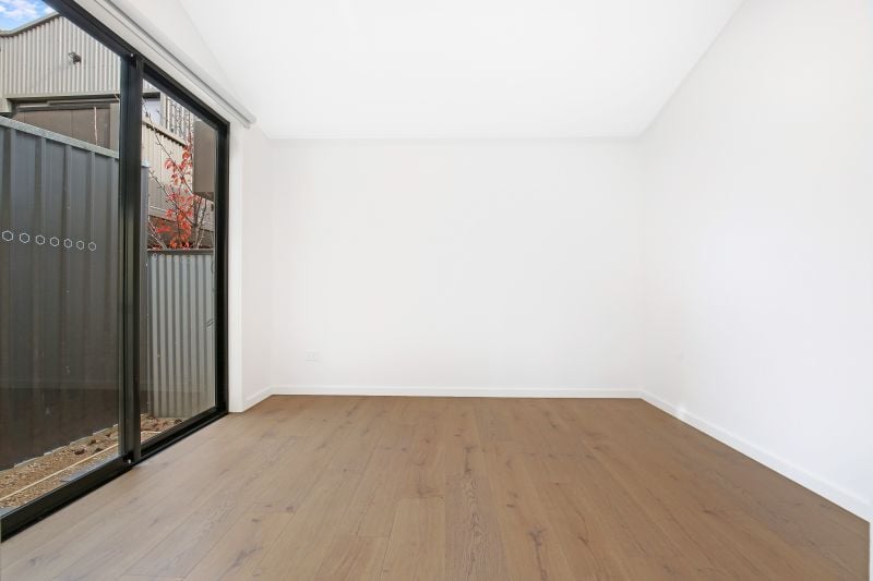 4/20 Green Street, Airport West