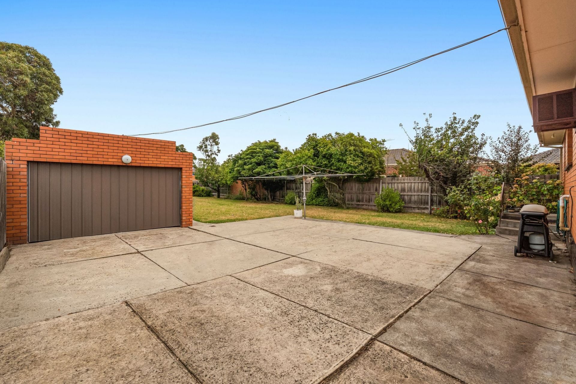 ACTIVITY ZONE LAND HOLDING - First-time offered in blue chip Epping pocket.