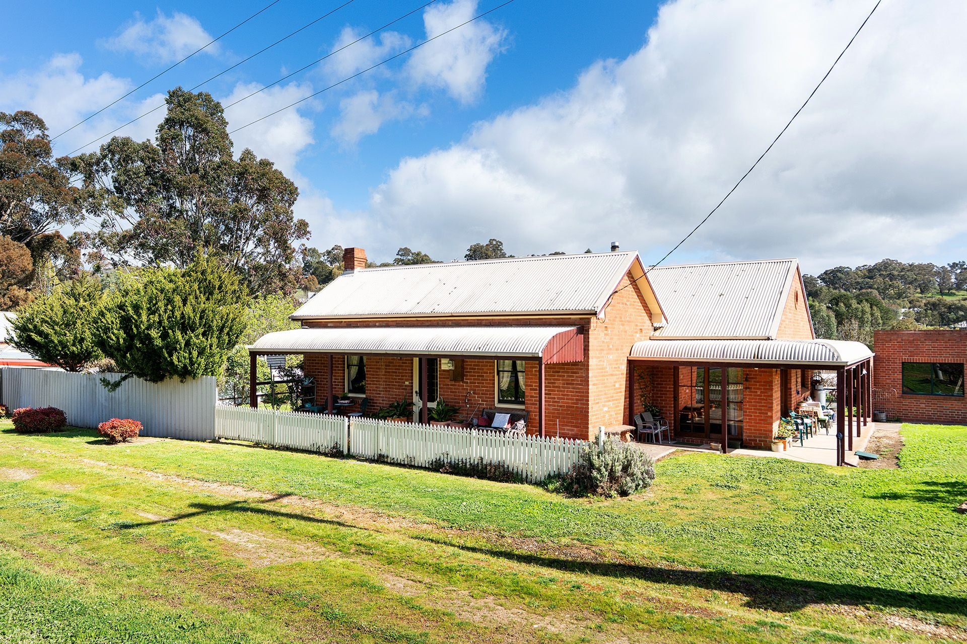 3 Fletcher Street, Guildford - Thumbnail 2