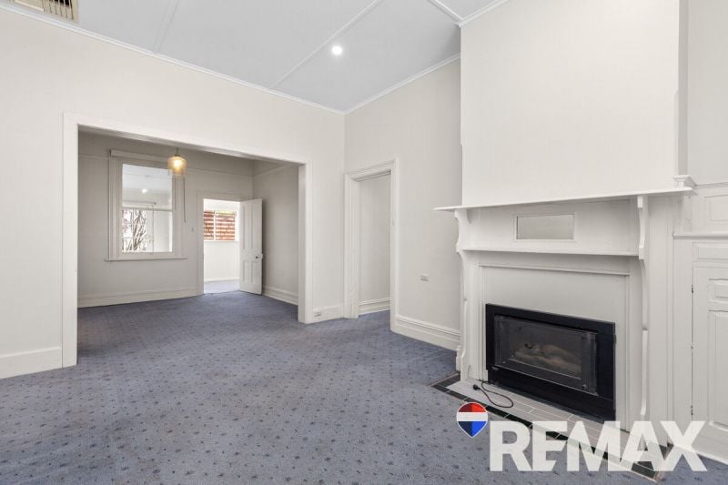 JUNEE 28 George Street