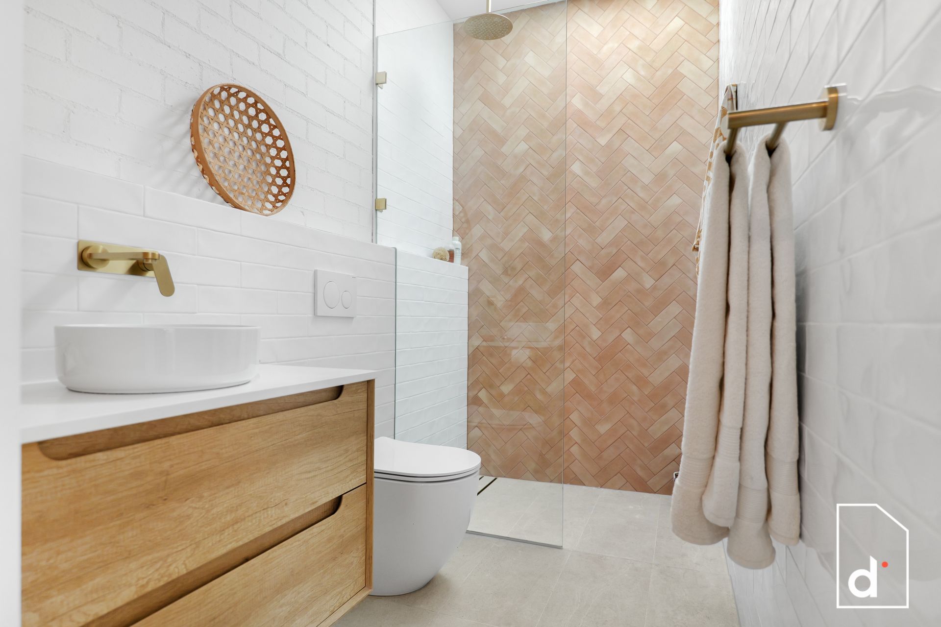 10 The Esplanade, Oak Flats NSW