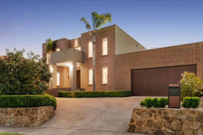 24 Clare Boulevard, Greenvale