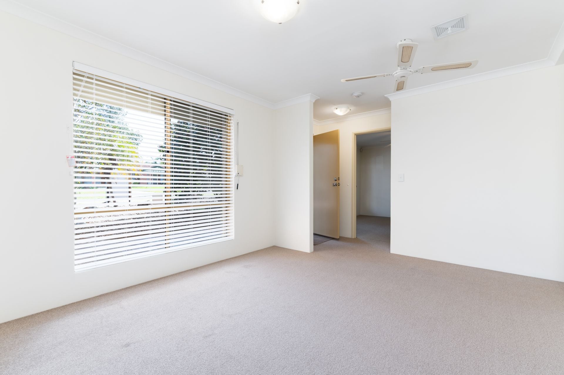 41 Threadleaf Way Mirrabooka WA, Mirrabooka - Thumbnail 4