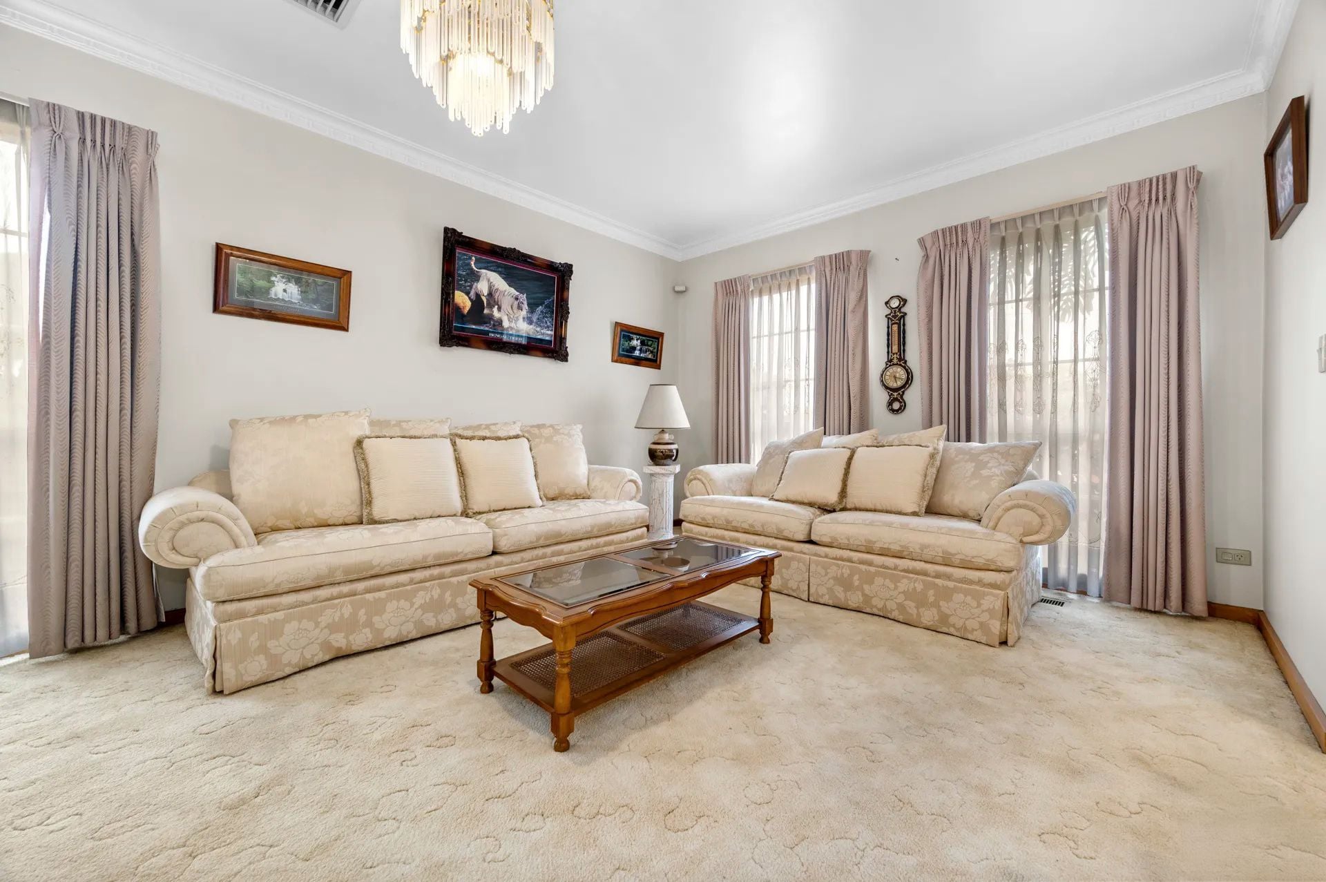 Spacious Family Living With Versatile Dual Level Design