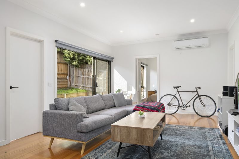 3/60 Clingin Street, Reservoir