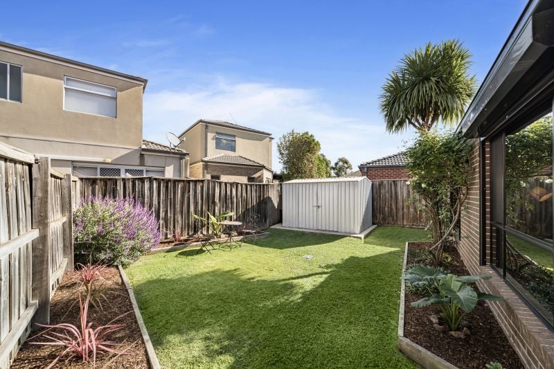 8 Kumara Circuit, South Morang