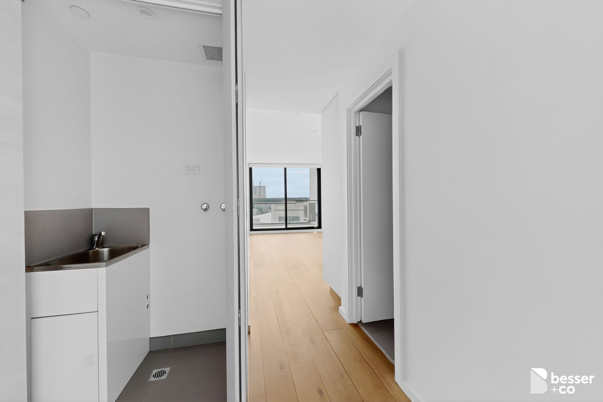 201/1B Kokaribb Road, Carnegie - Thumbnail 8