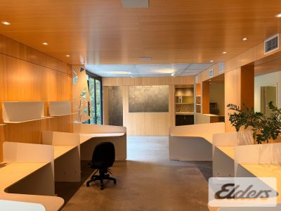 MODERN OFFICE IN THE HEART OF WEST END!