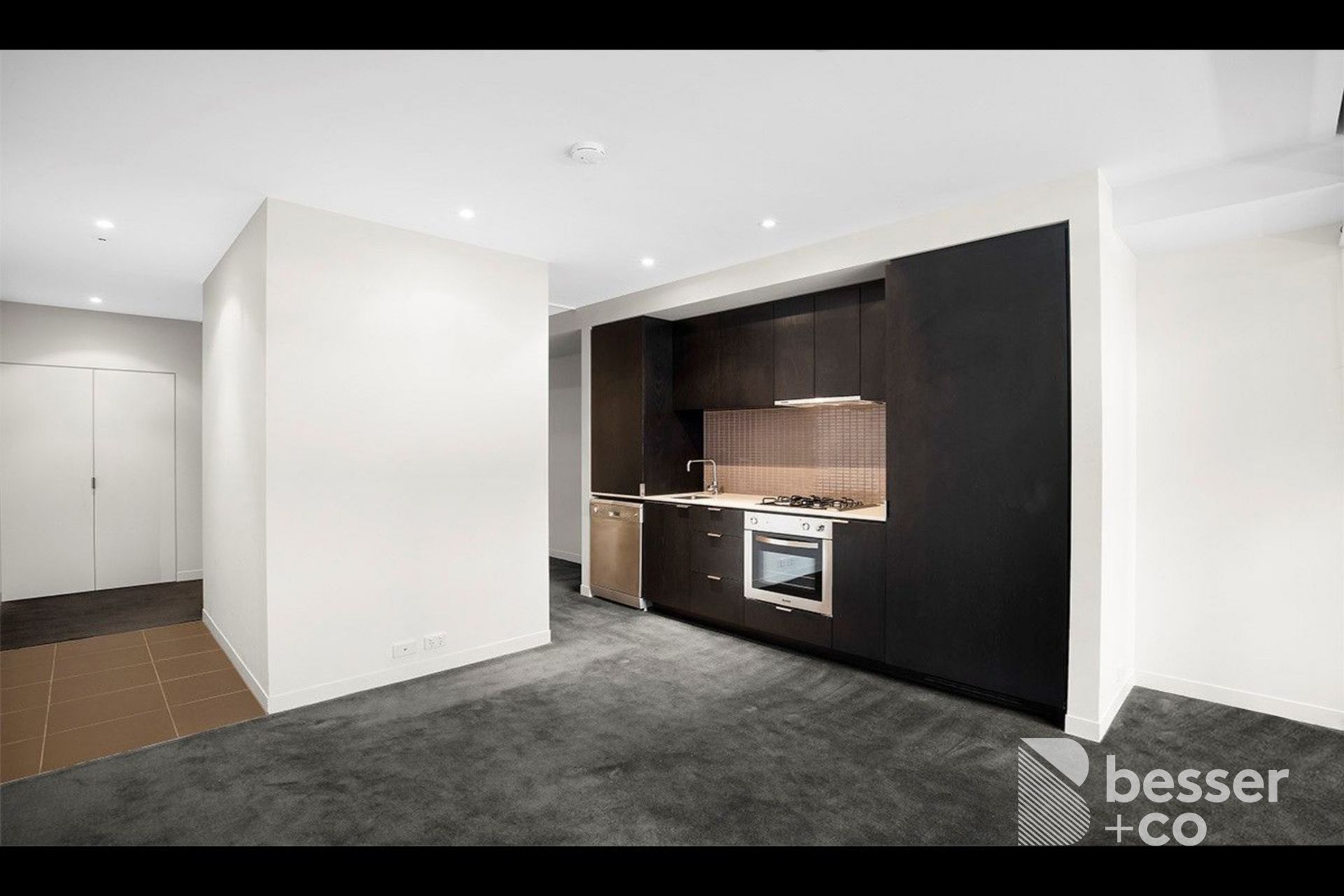 1701/7 Yarra Street, South Yarra - Thumbnail 4