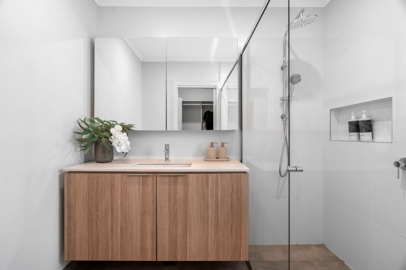 19B Liston Avenue, Reservoir