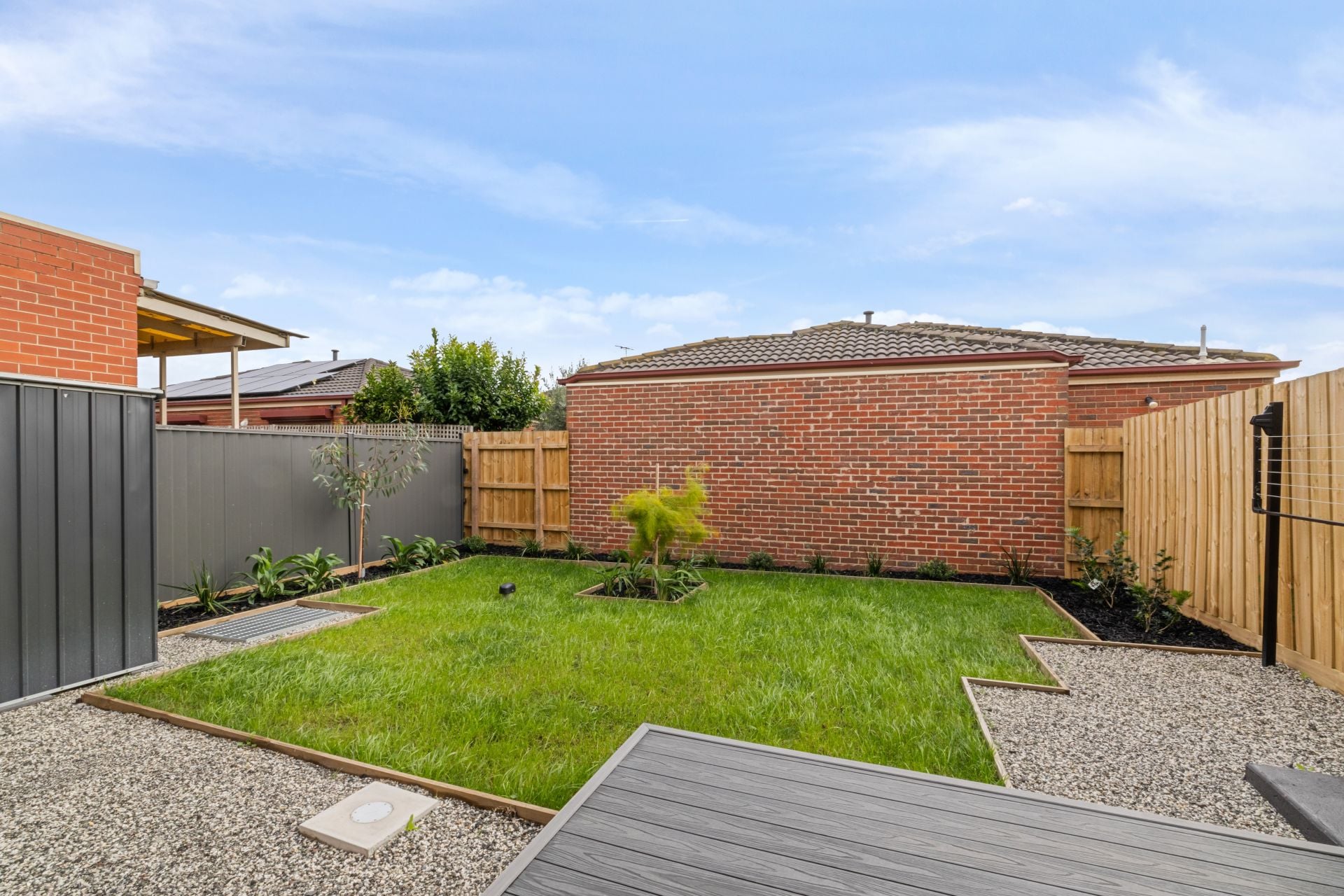 Contemporary Style, Effortless Living & Prime Reservoir Location