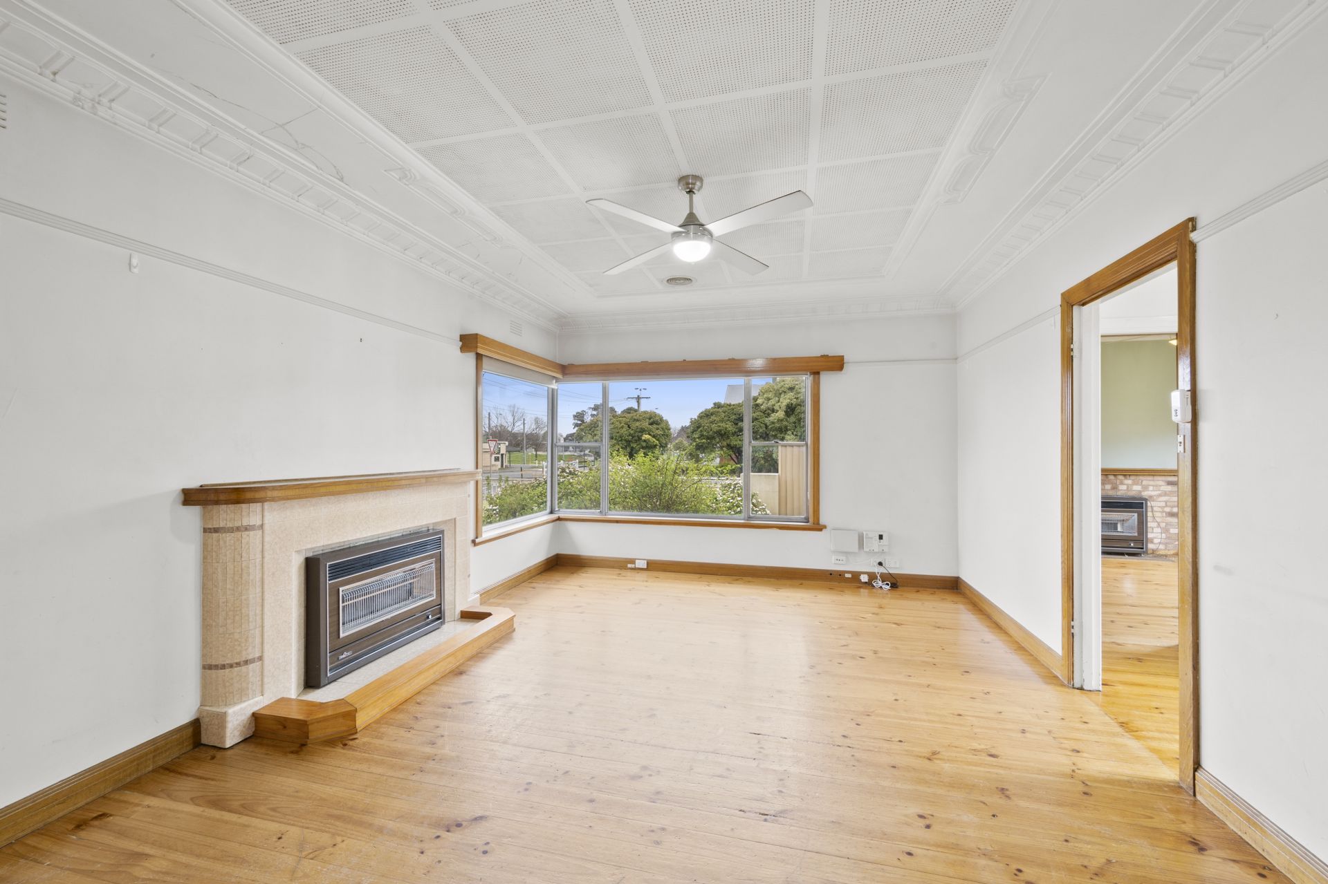 205 Main Road, Golden Point, Golden Point - Thumbnail 4