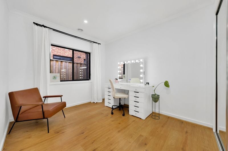 12 Amtor Street, Wollert