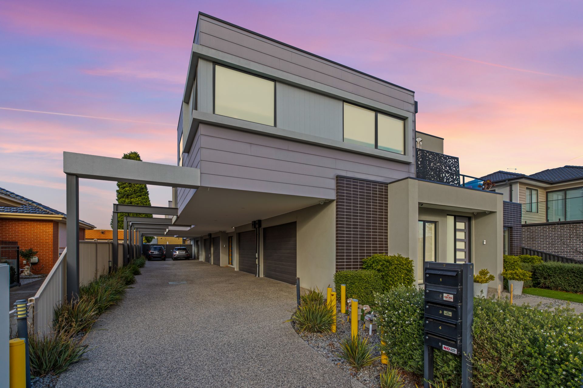 Contemporary Comfort & Convenience in the Heart of Thomastown