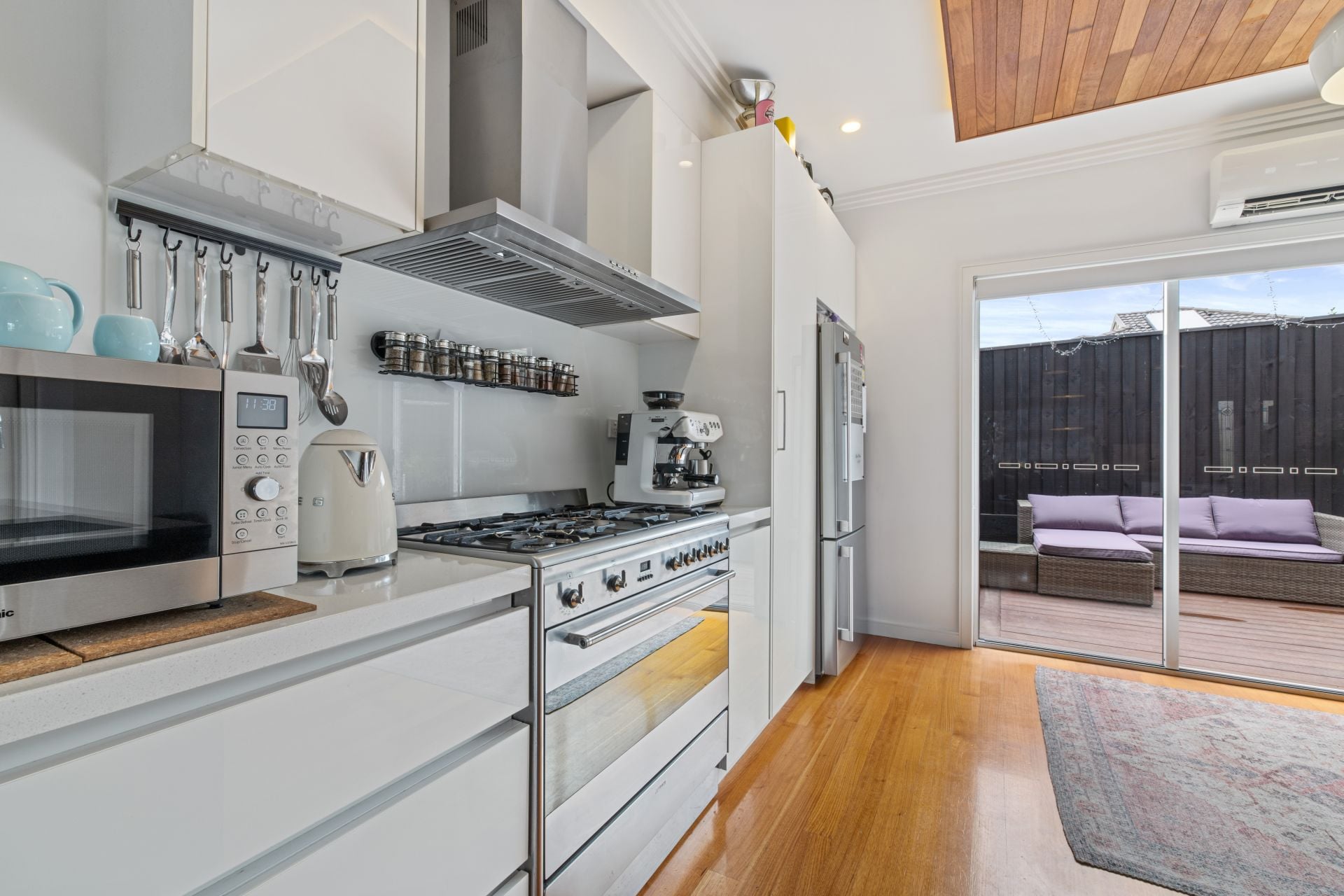 Stunning 2-Bedroom Home in Prime Preston Location
