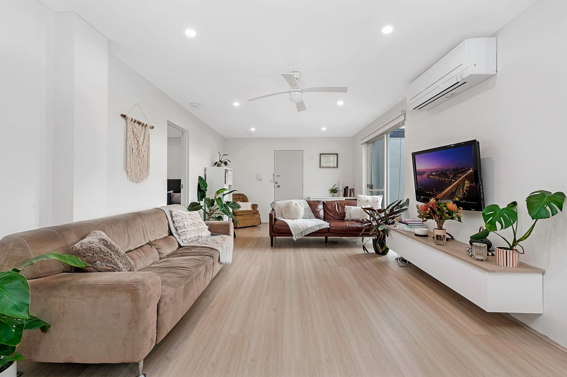 17/10-12 Northcote Road, Hornsby, Hornsby - Thumbnail 4